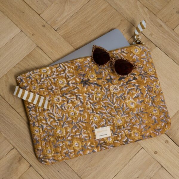 Pochette très grande Gold | Ordinateur 15"